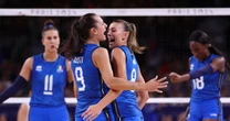 La Nazionale femminile ha fatto un gran bene alla pallavolo italianaDopo la storica vittoria alle Olimpiadi sono aumentati tifosi, tesserati, abbonati e follower, e non sembra rallentare