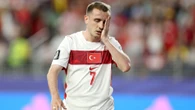os seguidores de Turquía piden que Aktürkoglu no vuelva a ser convocado