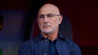 "Luis de la Fuente cometerá un millón de errores y el día que los cometa los diremos, pero con Luis Enrique también había 15 minutos para la prensa, porque salude no hay que darle un palo"