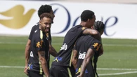Neymar vuelve a entrenar con el grupo y apunta a Haití