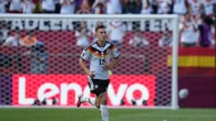 Nico Schlotterbeck se despide del Mundial por una rotura de ligamentos en el tobillo