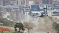 "Es insólito, Estados Unidos ha llevado a cabo maniobras militares en el cielo de Caracas autorizadas por el propio gobierno con la misma unidad militar que estuvo implicada en la detención de Maduro"