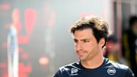 Sainz desciende a la 17ª posición en Silverstone tras ser multado por la FIA