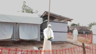 Francia detecta el primer caso de Ébola en un médico humanitario que regresaba del Congo