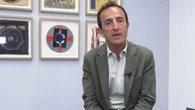 López-Contreras, abogado: "Para evitar morosos en comunidades de vecinos se puede privar de servicios que no afecten a derechos de habitabilidad como el uso de la piscina, pero no de la calefacción"