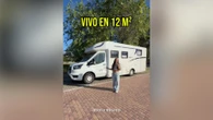Diana (31) vive en una autocaravana: "Aquí todo se nota más, el calor, la lluvia o el silencio, vivir en pequeño me ha hecho volver a notar cosas que antes pasaban desapercibidas"