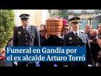 Funeral entre aplausos en Gandía por el ex alcalde Arturo Torró tras su asesinato