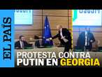 GEORGIA | Arrojan pintura en la cara del presidente del comité electoral pro Putin | EL PAÍS