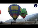 Nepal celebra su primer festival internacional de globos aerostáticos