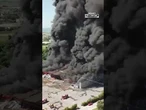 Pisa, maxi incendio in un capannone di rifiuti | Chiusi asili e scuole: "Non uscite di casa"
