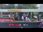 Venezia 82, il presidente della giuria Alexander Payne con Fernanda Torres al Lido