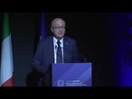 Valditara: "Un terzo degli italiani non riesce a capire un testo scritto"