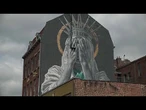 France : une fresque géante pour critiquer les politiques d'immigration de Trump