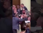 Gigantyczna bójka w parlamencie Gruzji! Olimpijczycy rzucili się na opozycję