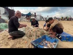 GAZA, i PESCATORI tornano in mare: "Ma c'è poco spazio e poco pesce. Così prezzi altissimi"