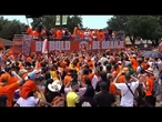 Les supporters néerlandais colorent la ville hôte du Mondial en orange