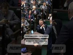 AWANTURA NA MÓWNICY SEJMOWEJ. CZARNEK PODSZEDŁ DO GIERTYCHA. "ODDAJ KASĘ!"