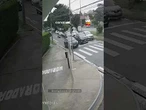 Caminhão derruba poste e deixa rastro de destruição em Sorocaba (SP)