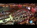 Bagarre in Aula alla Camera durante intervento di Bignami (FdI), Ricciardi (M5S) si alza in piedi