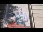 Beppe Sala "si mura" nel nuovo murale di aleXsandro Palombo
