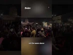 St. Petersburg crowd sings outlawed song about overthrowing Putin