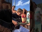 Gianni Morandi in vacanza a Ponza canta con i turisti