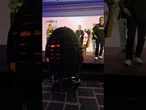 La Fura dels Baus sorprende al entregar el premio Especial Comer a Andoni Luis Aduriz