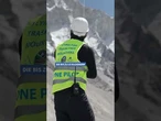 Schätzungen zufolge liegen 50 Tonnen Abfall auf dem höchsten Berg der Erde. #abfall #nachrichten
