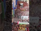 Varias banderas palestinas presentes durante la Tomatina de Buñol #Palestina #Tomatina #Banderas
