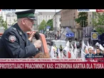 Warszawa. Protestujący pracownicy KAS: czerwona kartka dla Tuska! | Republika