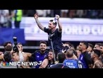 Argentina beats England to reach finals