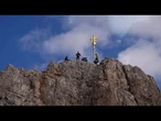 Zugspitze : la croix dorée retirée du plus haut sommet d'Allemagne