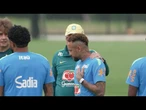 Brasil faz primeiro treino para encarar Japão | AFP