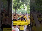 300 docentes bloquean el acceso a la Casa Batlló de Barcelona tras la huelga de Eduación