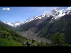 Svizzera, ghiacciaio frana e si abbatte su una cittadina