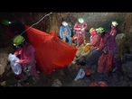 Cuneo, salvato dopo 12 ore lo speleologo bloccato nella Grotta dei Cinghiali Volanti