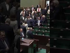Dramatyczne sceny w Sejmie. Posłanka KO zasłabła, na ratunek ruszyła lekarka z PiS!