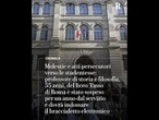 Molestie alle studentesse del liceo Tasso di Roma: prof con braccialetto elettronico