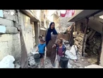 Tra le macerie di Gaza con una nonna e i nipoti: "L'istruzione e' andata perduta. Hanno dimenticato