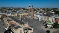 Imprezy na dziko na krakowskim rynku. Miasto nic nie może zrobić