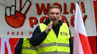 Awantura z Bąkiewiczem w Berlinie. Policja użyła siły