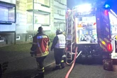 Feuer in Mehrfamilienhaus: Anwohner werden evakuiert