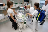 Ein Frühchen machte den Anfang: München Klinik Harlaching zieht im laufenden Betrieb um