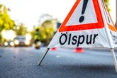 Verkehrschaos in Spandau: Ölspur sorgt für langen Stau