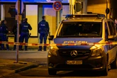 Anwohner hören Schüsse und Schreie: Polizei findet verletzten 43-Jährigen