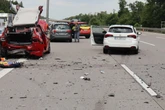 Verkehrschaos auf A5! Vollsperrung und Stau nach Unfall mit mehreren Fahrzeugen