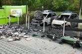 Autos an Seniorenheim angezündet: Polizei fasst Tatverdächtige