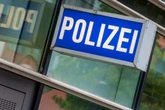 Seniorin verliert nach Sturz in Bus Kampf um Leben: Polizei fahndet nach Radfahrerin und sucht Zeugen