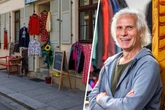 Dresdner Händler lebt von getragener Wäsche: Seit 30 Jahren zweite Hand