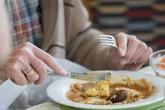 Soziale Rezepte: Mittagessen vom Arzt verschreiben lassen?